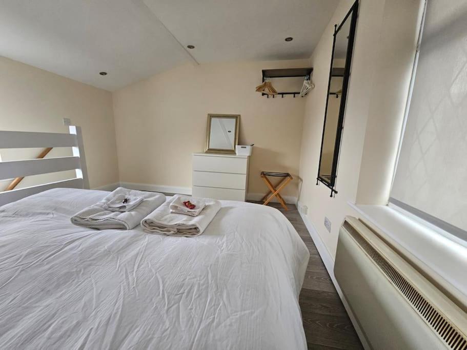 1 Bed House Luton Town Center 아파트 외부 사진
