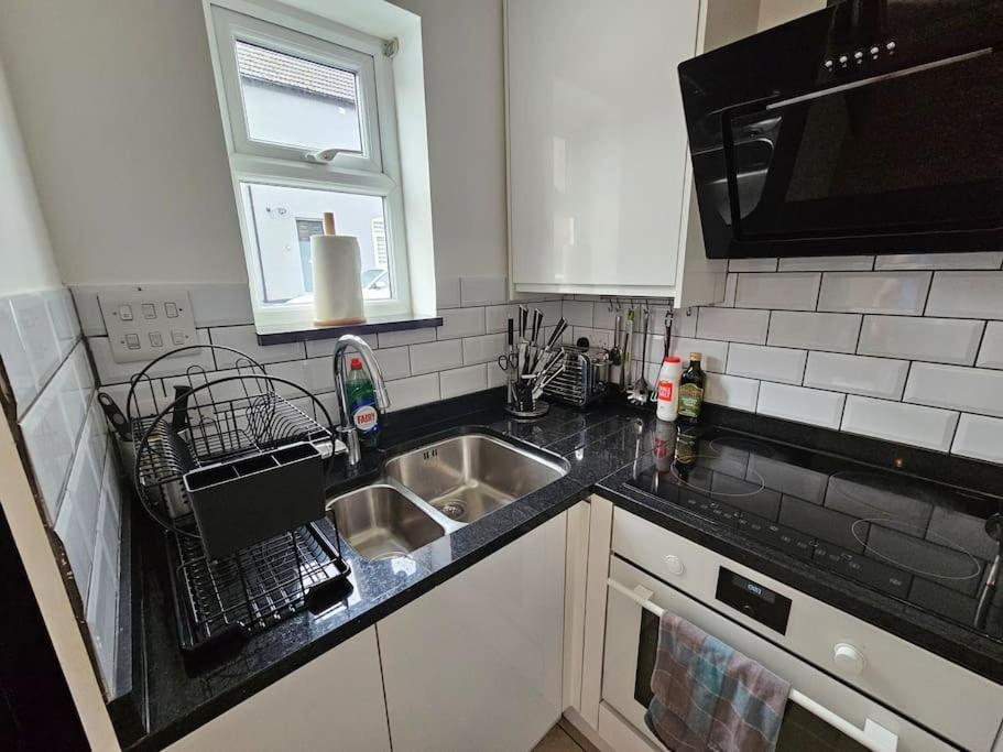 1 Bed House Luton Town Center 아파트 외부 사진